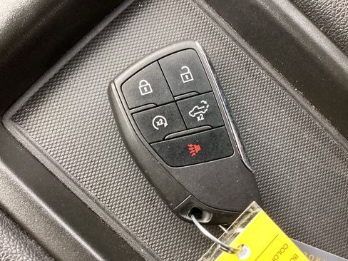 Used 2023 Chevrolet Silverado 1500 LT image 35