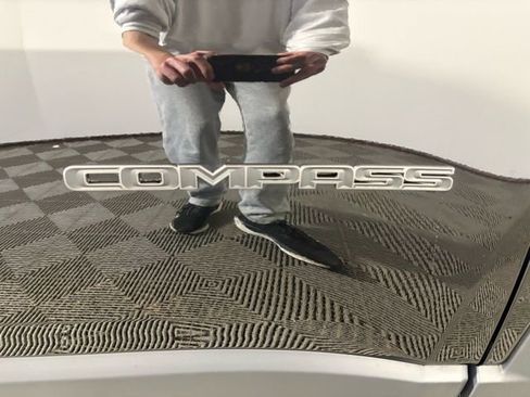 New 2026 Jeep Compass Limited image 13