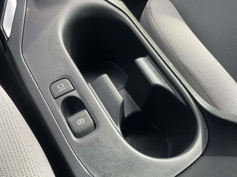 Used 2023 Toyota Corolla LE image 21