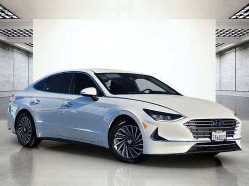 Used 2022 Hyundai Sonata SEL FWD image 2