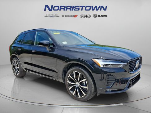 Used 2025 Volvo XC60 B5 Plus w/ Protection Package Premier AWD/4WD image 1
