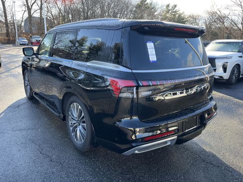 New 2026 INFINITI QX80 Luxe w/ Cargo Package image 5