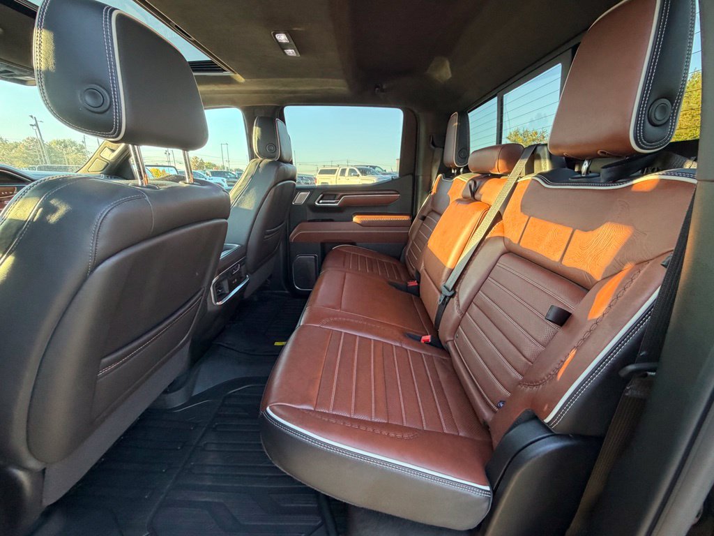 Used 2025 GMC Sierra 1500 Denali Ultimate AWD/4WD image 4