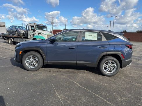 New 2026 Hyundai Tucson SE image 4