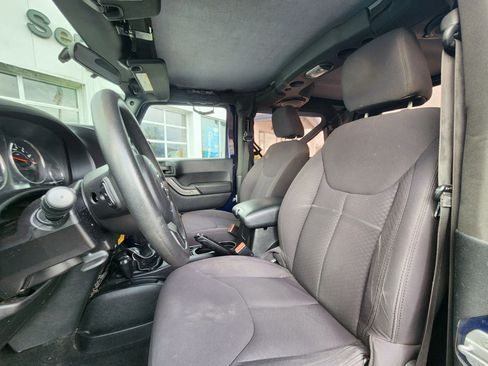 Used 2013 Jeep Wrangler Sport image 24