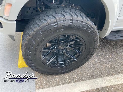 Used 2024 Ford F150 Raptor AWD/4WD image 3