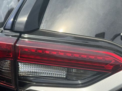 Used 2020 Toyota RAV4 XSE image 15