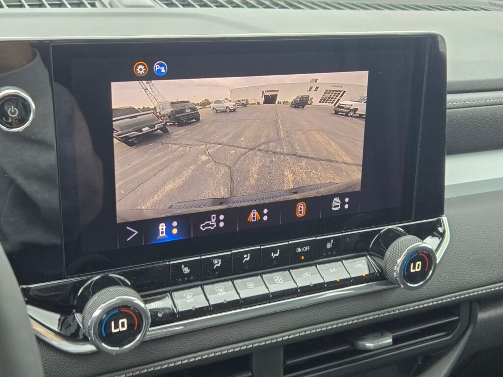 New 2026 Chevrolet Colorado LT w/ LT Convenience Package AWD/4WD image 27