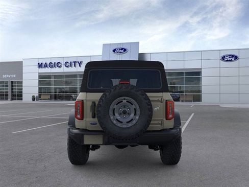 New 2025 Ford Bronco Badlands w/ Sasquatch Package image 5