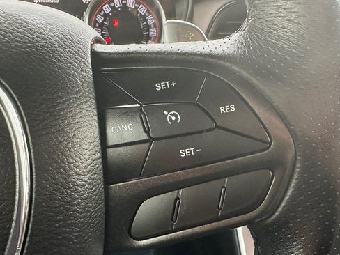 Used 2022 Dodge Challenger R/T Scat Pack RWD image 15