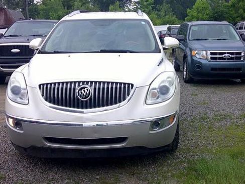 Used 2008 Buick Enclave CXL w/ Entertainment Package #3 image 2