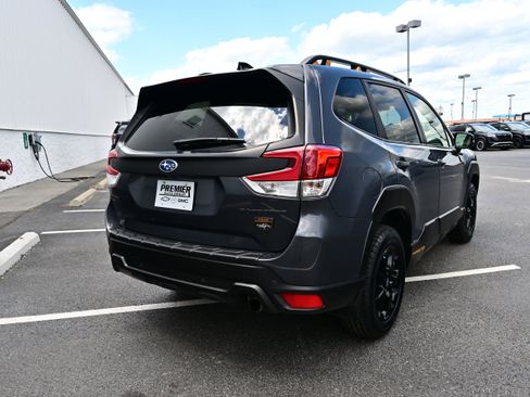 Used 2024 Subaru Forester Wilderness w/ Convenience Package AWD/4WD image 6