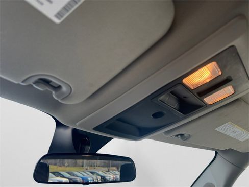 Certified 2024 RAM 1500 Classic SLT image 27