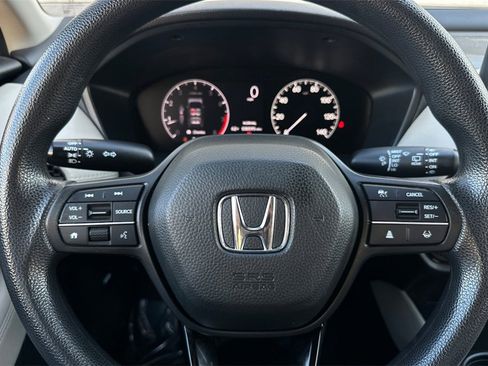 Used 2023 Honda HR-V LX image 25