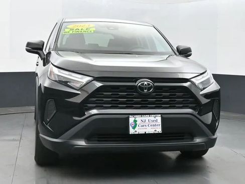 Used 2023 Toyota RAV4 LE image 3