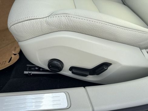 New 2026 Volvo V60 B5 Cross Country Plus w/ Protection Package Premier image 9