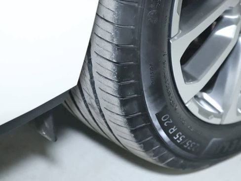 Used 2023 GMC Acadia Denali w/ Denali Ultimate Package image 38