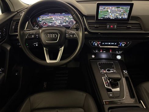 Used 2020 Audi Q5 2.0T Premium Plus AWD/4WD image 29