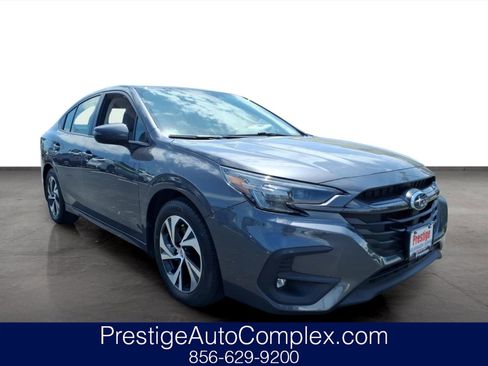 Certified 2025 Subaru Legacy Premium AWD/4WD image 1