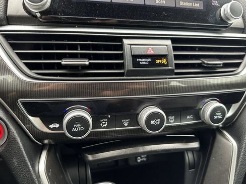 Used 2018 Honda Accord Sport image 21