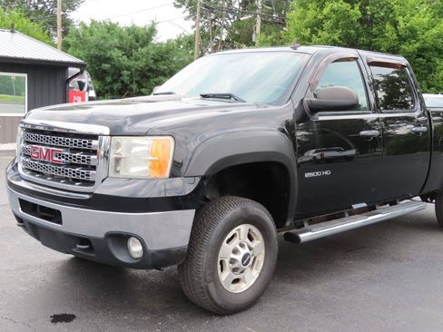 Used 2013 GMC Sierra 2500 SLE w/ SLE Preferred Package AWD/4WD image 10