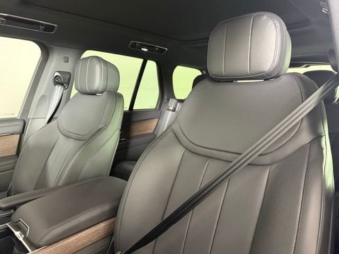 New 2025 Land Rover Range Rover SE AWD/4WD image 5
