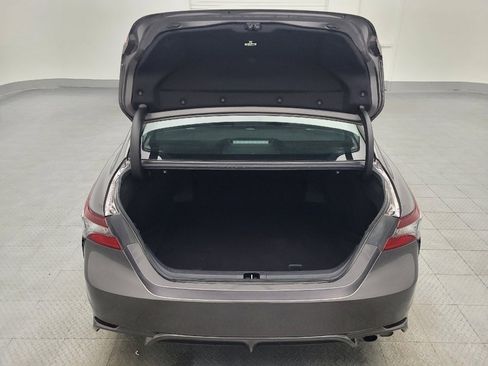 Used 2022 Toyota Camry SE image 29