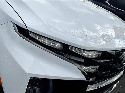 Used 2024 Hyundai Santa Cruz Limited image 24