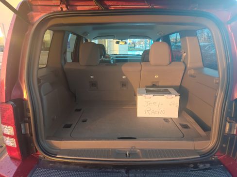 Used 2012 Jeep Liberty Sport w/ Popular Equipment Group image 8