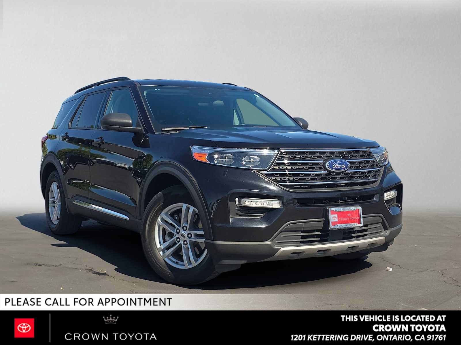 Used 2023 Ford Explorer XLT w/ Equipment Group 202A RWD image 1