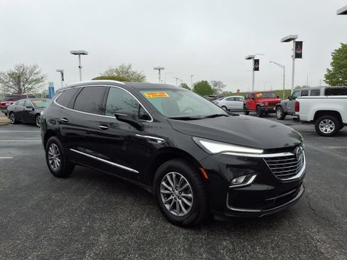 Used 2024 Buick Enclave Premium FWD image 1