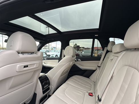 Used 2021 BMW X5 xDrive40i w/ Premium Package 2 image 14