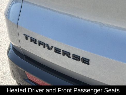 Used 2026 Chevrolet Traverse RS w/ LPO, Floor Liner Package FWD image 7