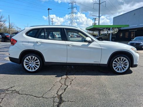 Used 2013 BMW X1 xDrive28i image 3