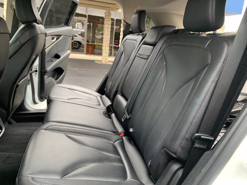 Used 2023 Lincoln Nautilus AWD w/ Premium Package image 28