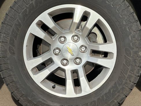 Used 2015 Chevrolet Tahoe LT image 27