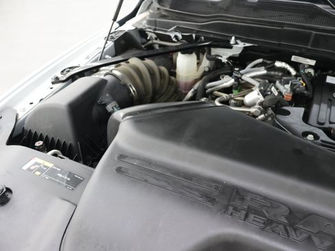 Used 2025 RAM 2500 Big Horn AWD/4WD image 18