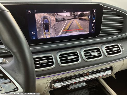 Used 2024 Mercedes-Benz GLE 350 4MATIC image 9