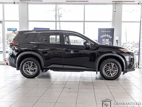 Used 2021 Nissan Rogue S image 9