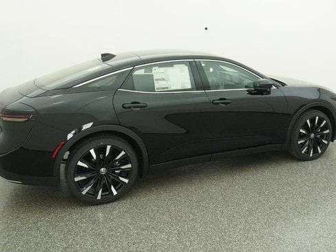 New 2026 Toyota Crown Platinum image 10