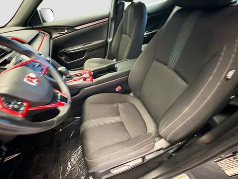 Used 2019 Honda Civic Sport image 11