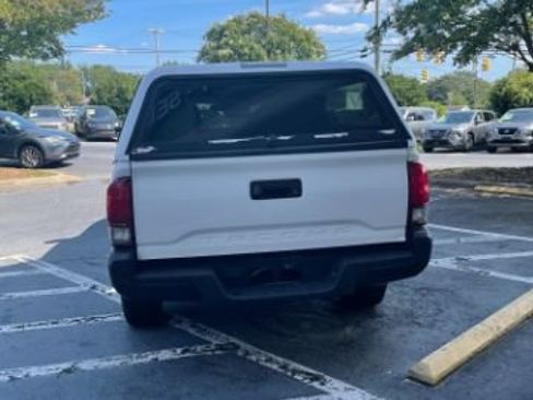 Used 2020 Toyota Tacoma SR RWD image 8