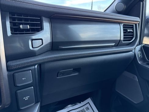 Used 2024 Ford F150 Lightning Lariat image 20