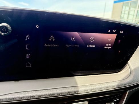 Used 2024 Buick Encore GX Sport Touring image 16