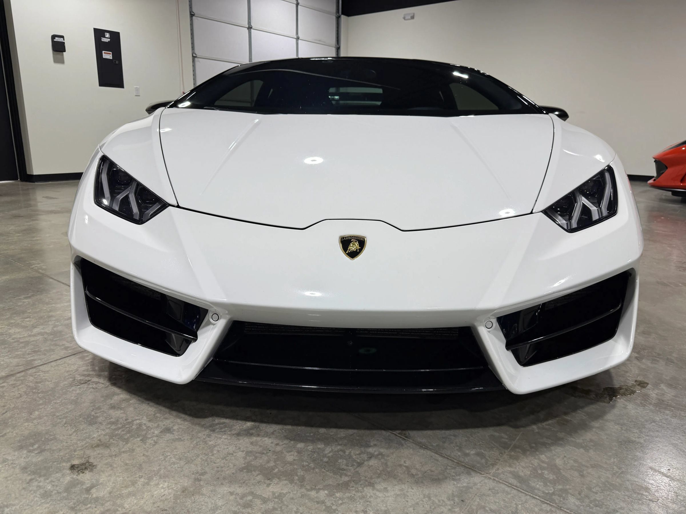 Used 2017 Lamborghini Huracan LP 580-2 RWD image 12