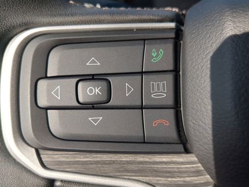 Used 2023 Jeep Wagoneer L Series III w/ Preferred Equipment Group image 58