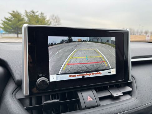 Used 2025 Toyota RAV4 LE image 17