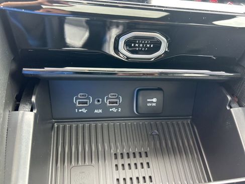 New 2026 Jeep Grand Cherokee Laredo image 42