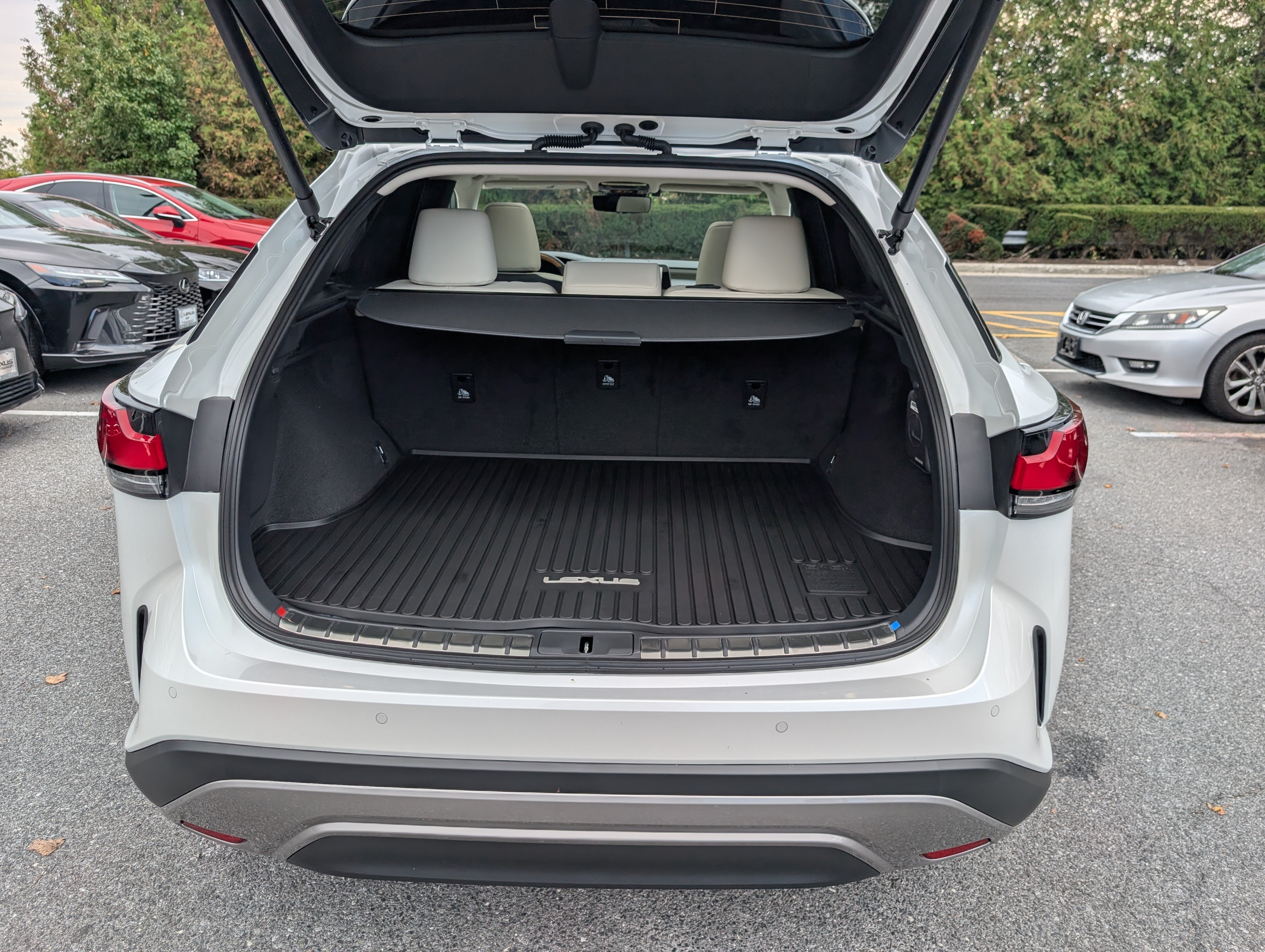 New 2026 Lexus RX 350 AWD/4WD image 9