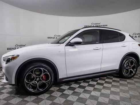 Used 2022 Alfa Romeo Stelvio Ti w/ Active Assist Plus Package image 5